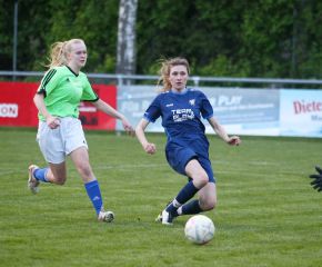Bellamont II - FCW 23-2422.jpg