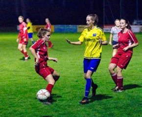 Frauen Laupertshausen - FCW27.jpg